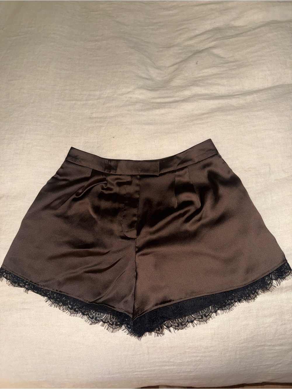 Silk shorts Zara